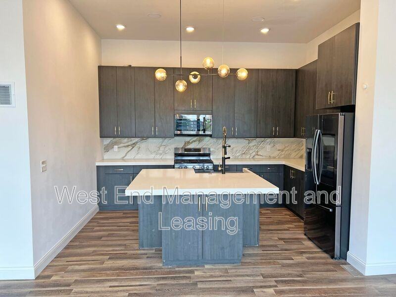 4201 W Pine Blvd #106 - Photo 4 of 20