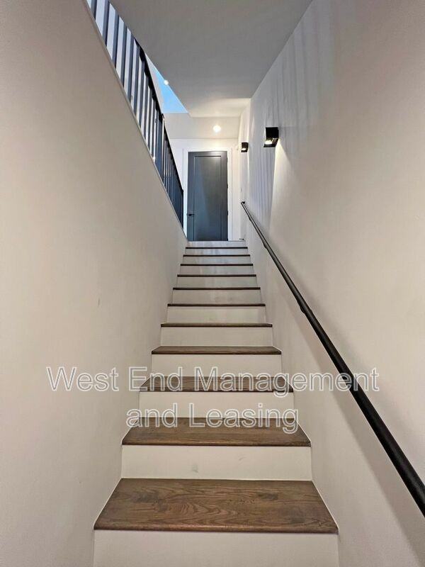 4201 W Pine Blvd #106 - Photo 7 of 20