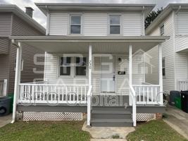 featured image of 730 S Newberry St
