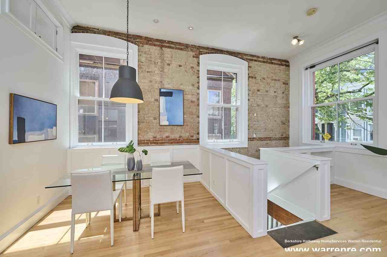 35 Saratoga St #1 - Photo 5 of 19