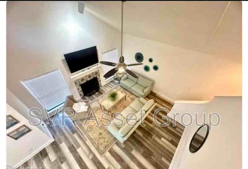 3020 Lantana Lakes Dr E - Photo 3 of 8