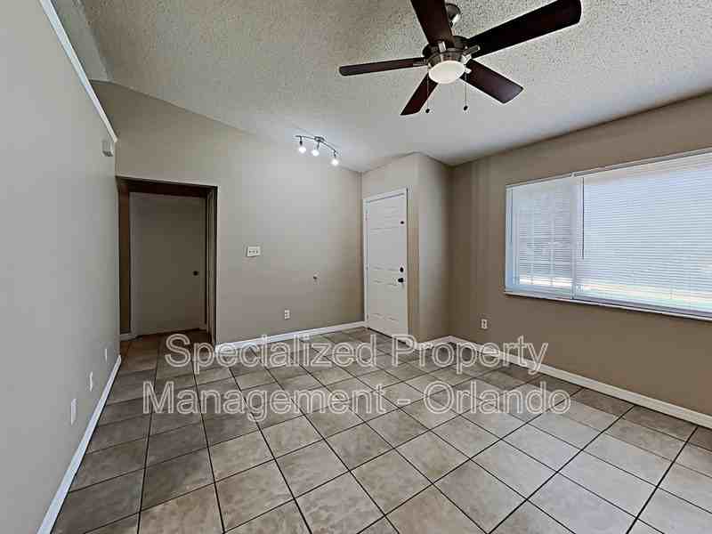 1519 Prairie Lake Blvd - Photo 2 of 17