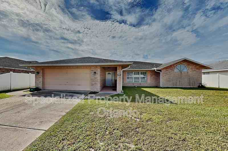1423 La Casita St