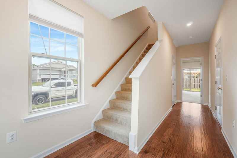 10100 Futbol Ct - Photo 4 of 34