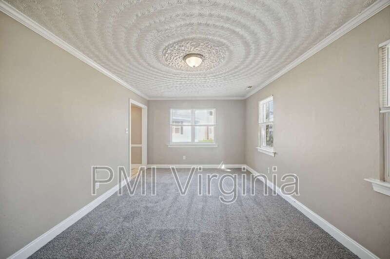 835 N Buckingham Ct - Photo 6 of 35