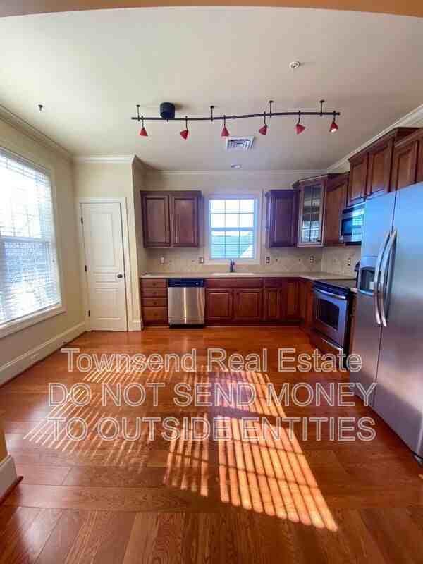 3310 Starboard Way - Photo 7 of 18