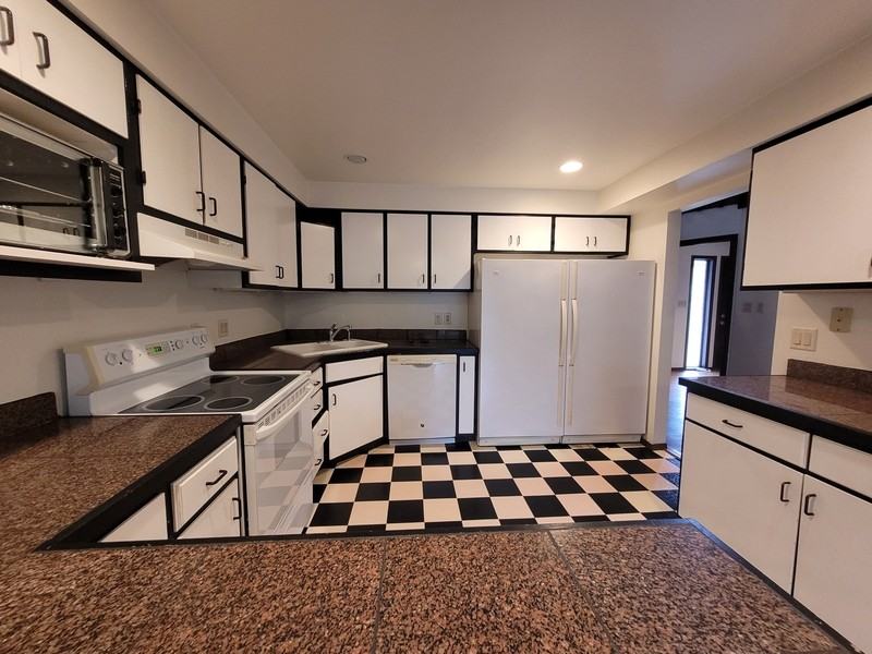 1401 N Birchwood Ave - Photo 5 of 14
