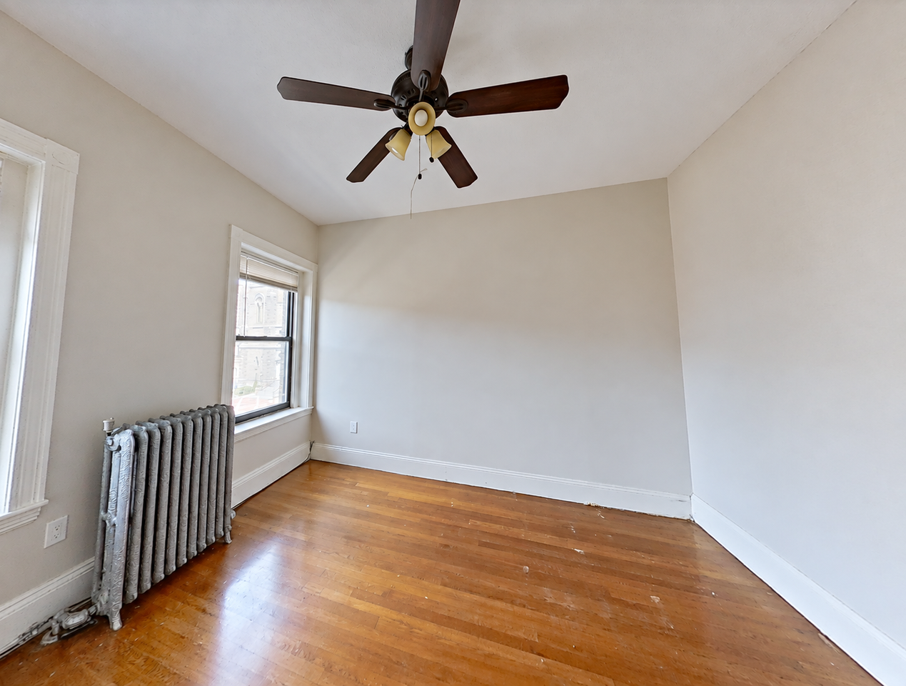 1526 Tremont St #3 - Photo 2 of 11