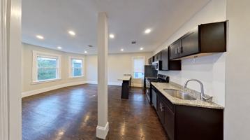 featured image of 9 Carmel St #3