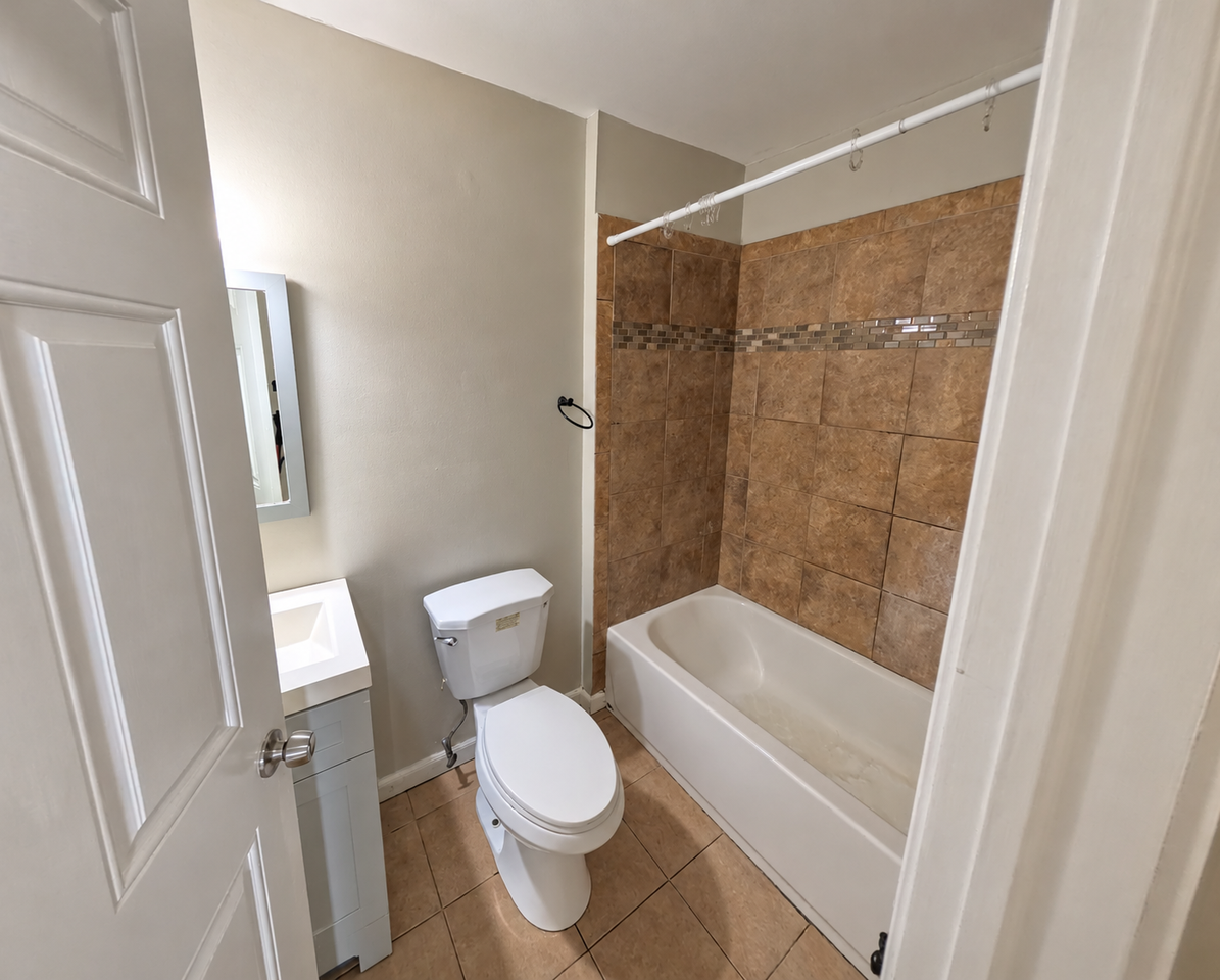 28 Fisher Ave #1 - Photo 2 of 9