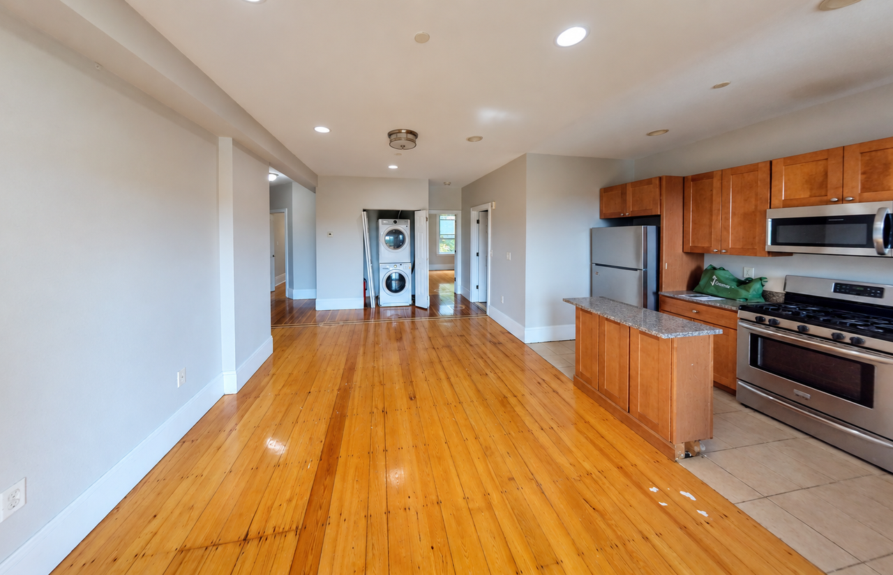 28 Fisher Ave #1 - Photo 5 of 9