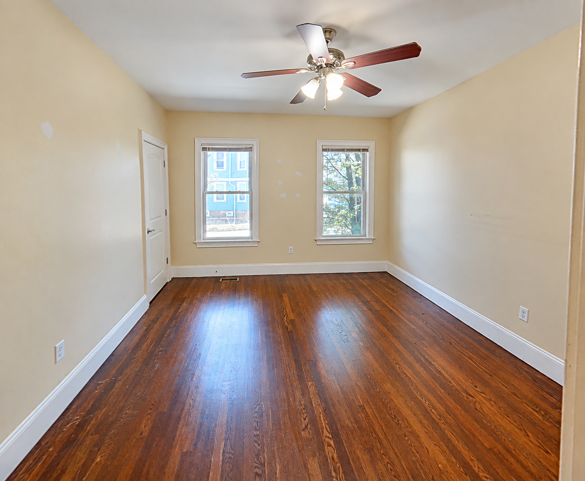 81 Hillside St #1 - Photo 6 of 10