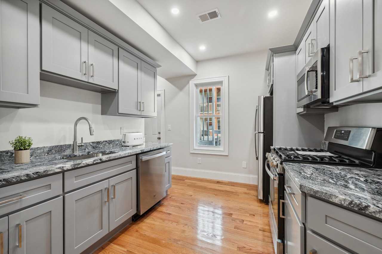 81 Hillside St #3 - Photo 2 of 7
