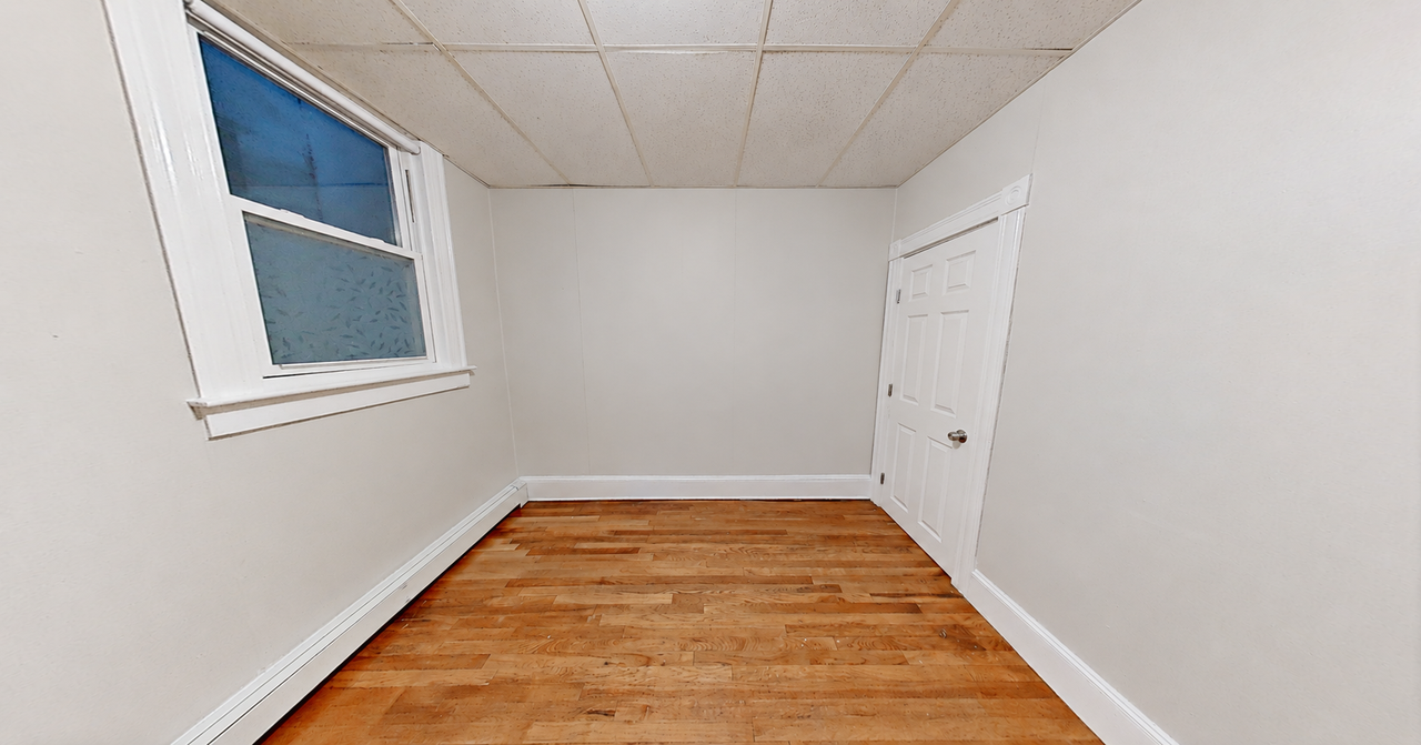 882 Huntington Ave #1 - Photo 7 of 11