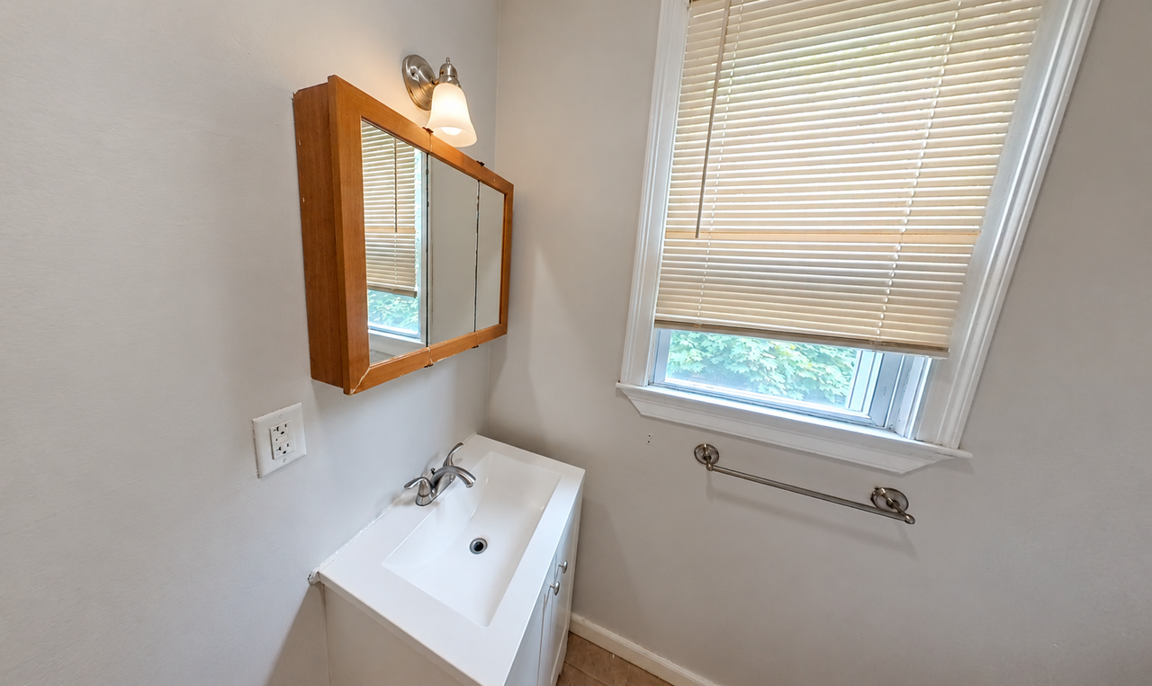 28 Fisher Ave #2 - Photo 3 of 11
