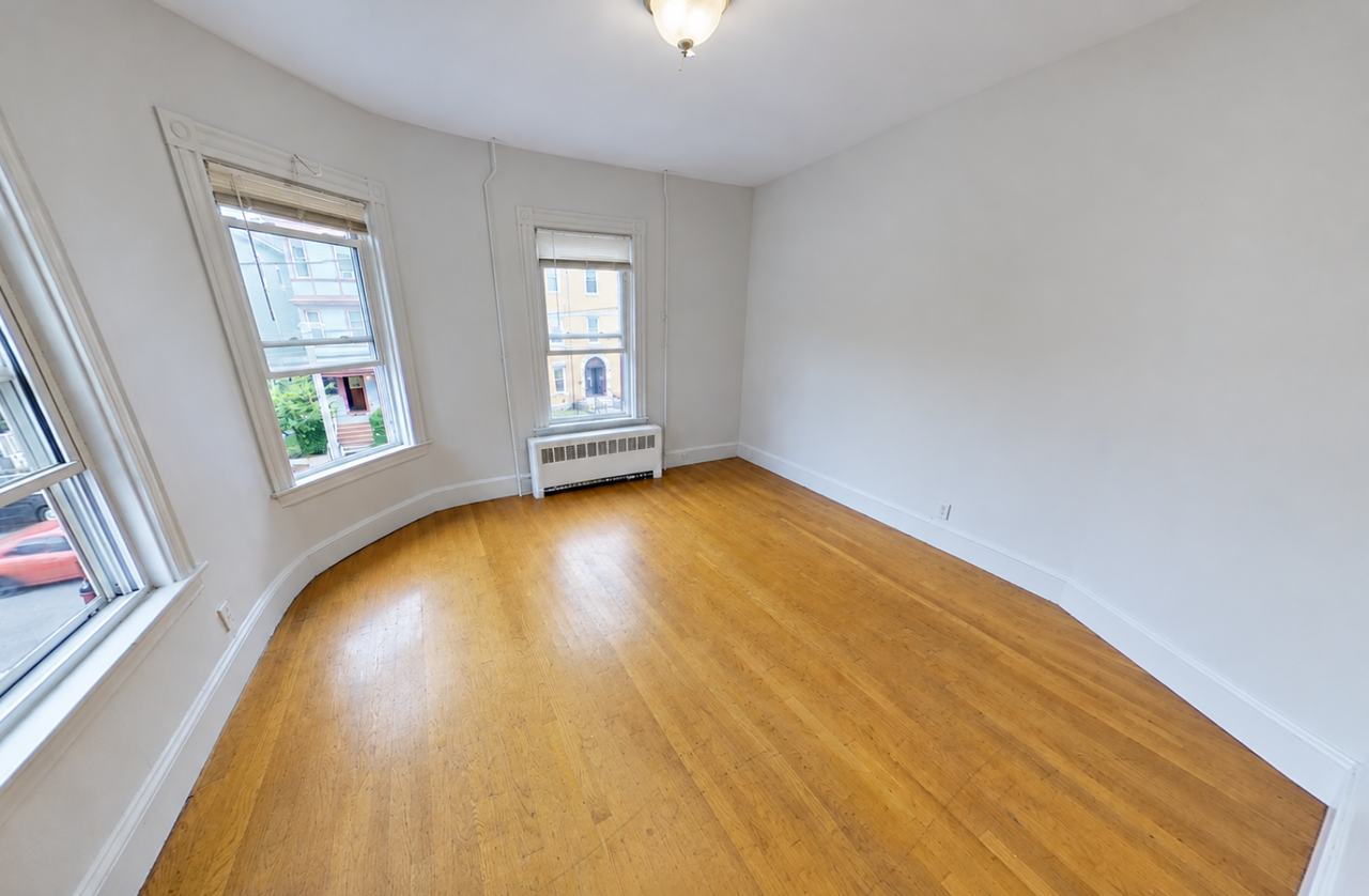 91 Calumet St #2 - Photo 6 of 9