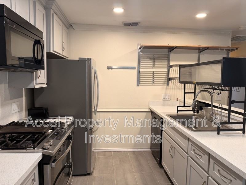 4701 N 6th St - Photo 5 of 23