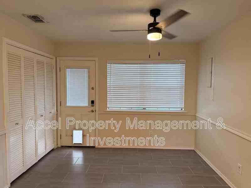 4701 N 6th St - Photo 6 of 23