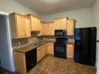 467 Montclair Ave - Photo 4 of 19