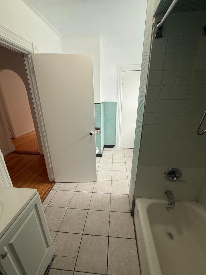11 Troy St #3 - Photo 4 of 12