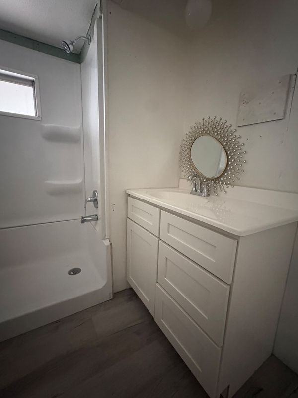 117 Bert St - Photo 4 of 7