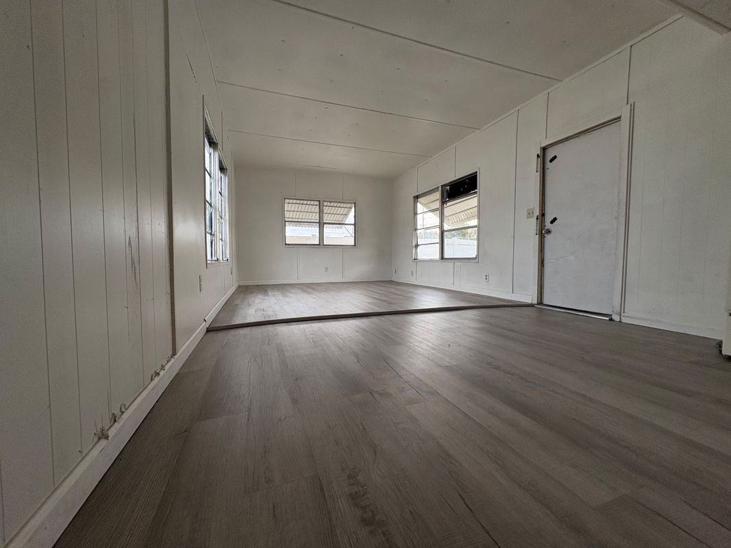 117 Bert St - Photo 5 of 7
