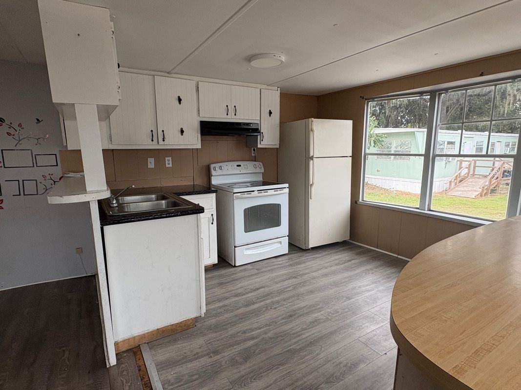 111 Juanita Pearl St - Photo 3 of 6