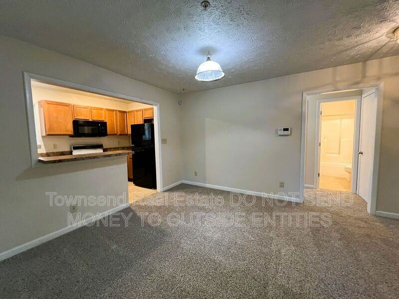 3355 Galleria Dr #30 - Photo 4 of 15
