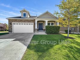 featured image of 857 S Fairway Ln