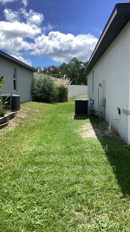 8 Zinnia Ln E - Photo 4 of 16