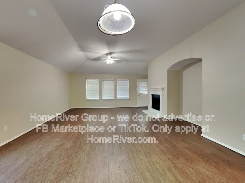 7743 Arkan Pkwy - Photo 4 of 27