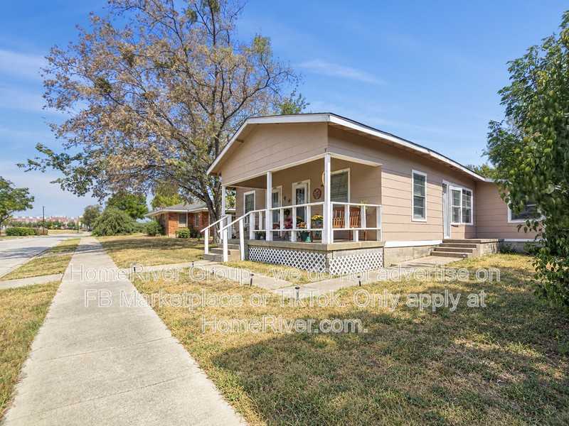 4012 Rita Beth Ln - Photo 2 of 18