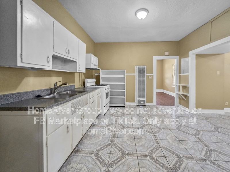 4012 Rita Beth Ln - Photo 7 of 18