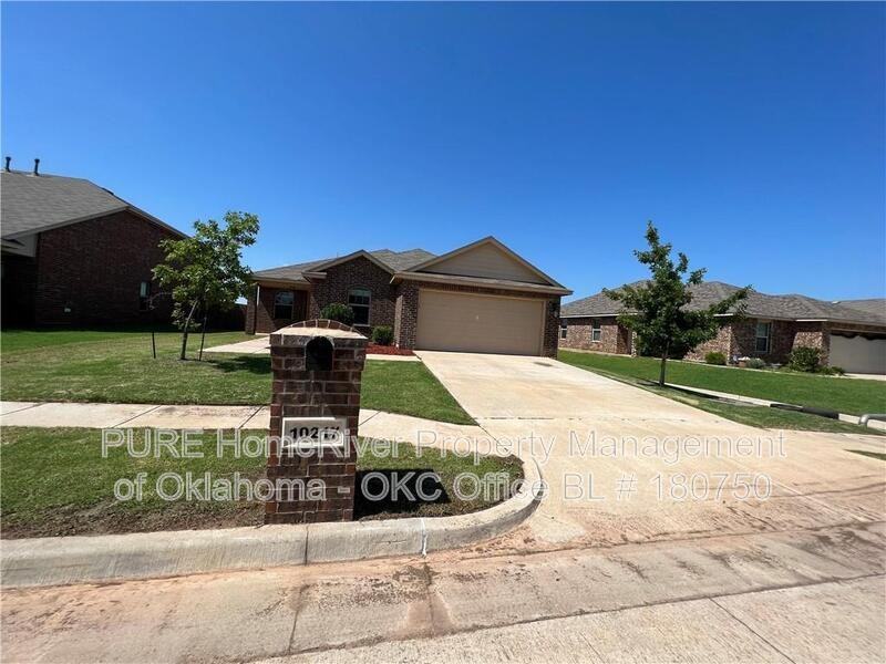 10217 Nw 24th Ter - Photo 3 of 36