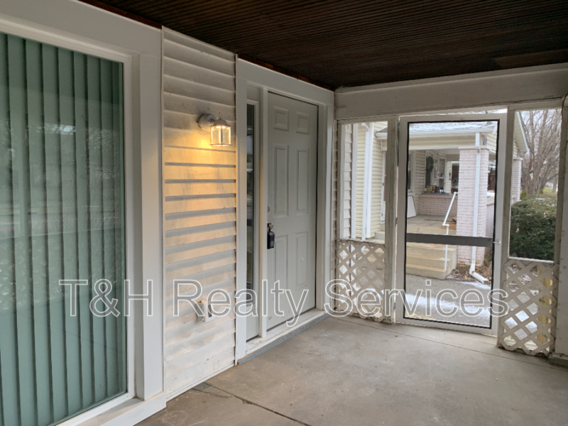 4728 N College Ave - Photo 4 of 24