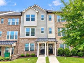 525 Portstewart Dr - Photo 1 of 1