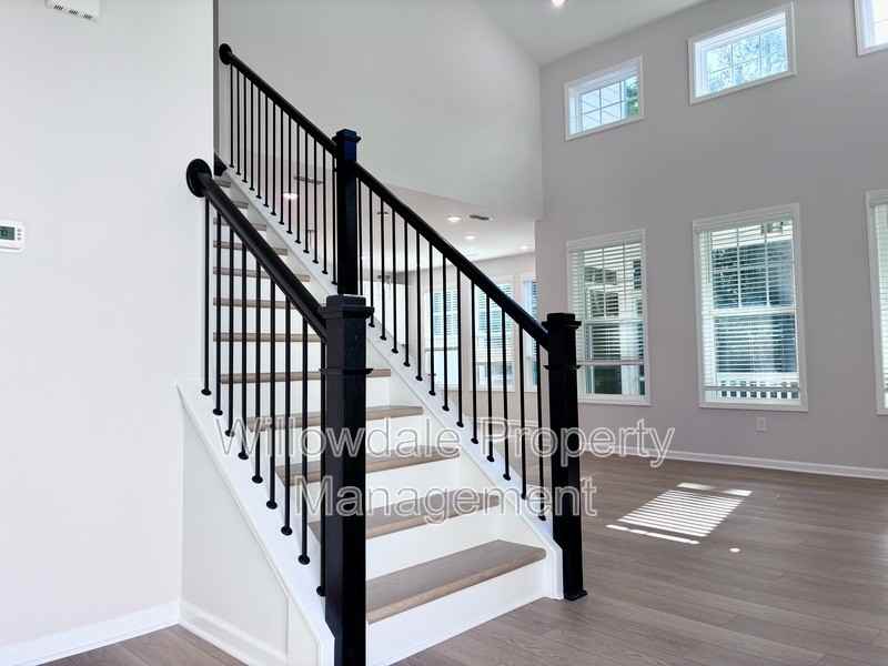 3147 Mission Olive Pl - Photo 4 of 28