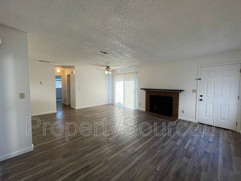 1296 Spruce Ln #22 - Photo 3 of 21