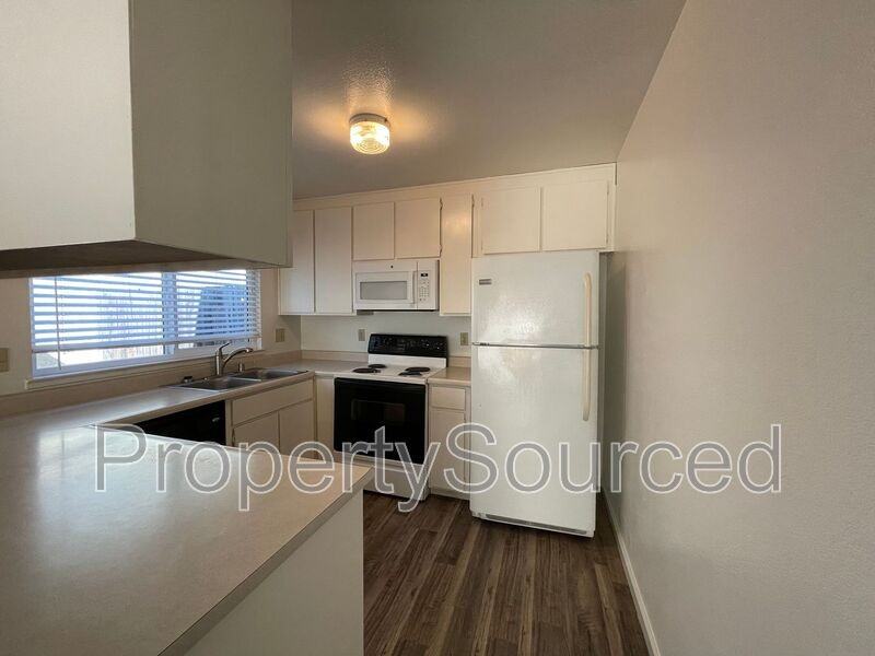 1296 Spruce Ln #22 - Photo 5 of 21
