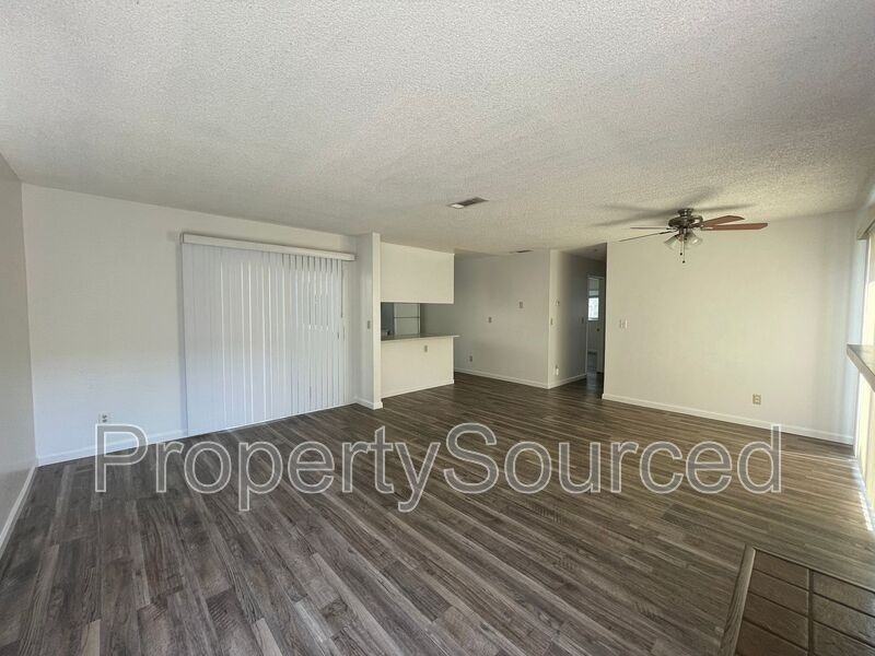 1296 Spruce Ln #22 - Photo 6 of 21