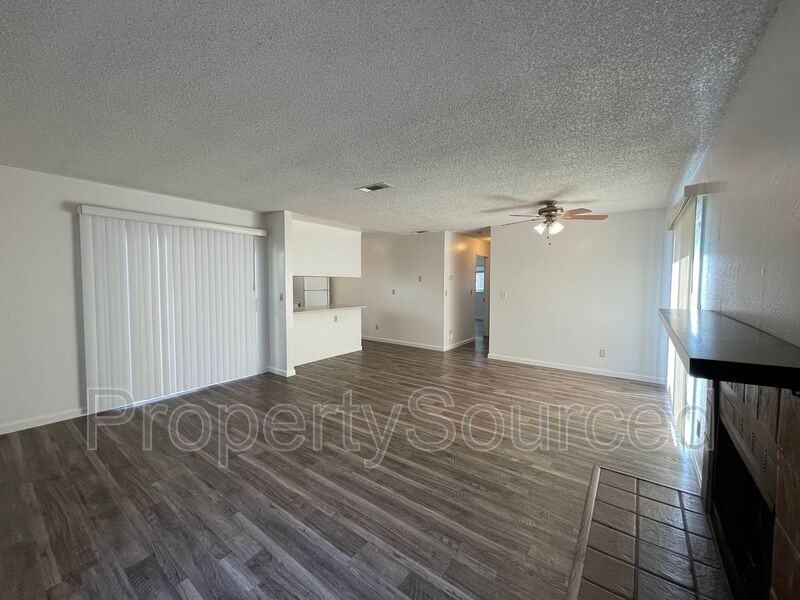 1296 Spruce Ln #22 - Photo 7 of 21