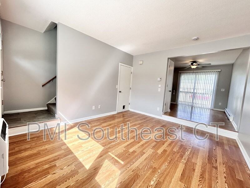 98 Canterbury Rd #F - Photo 2 of 13