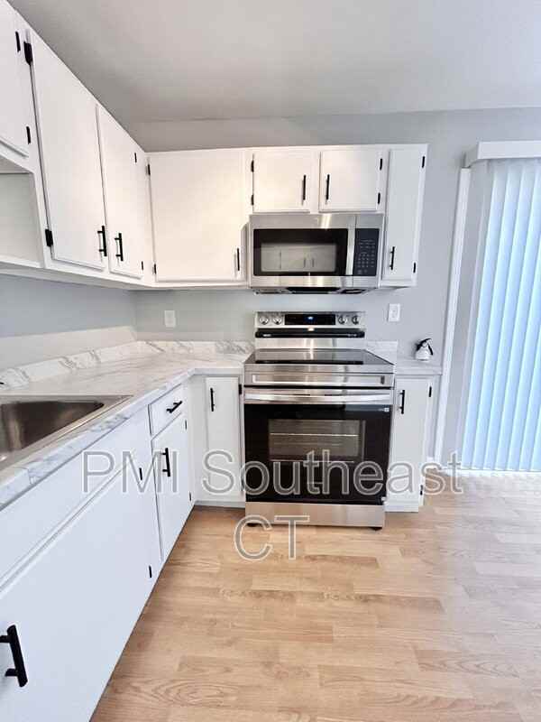 98 Canterbury Rd #F - Photo 6 of 13