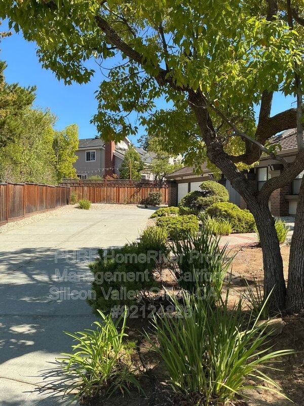 10180 Byerly Ct - Photo 4 of 42