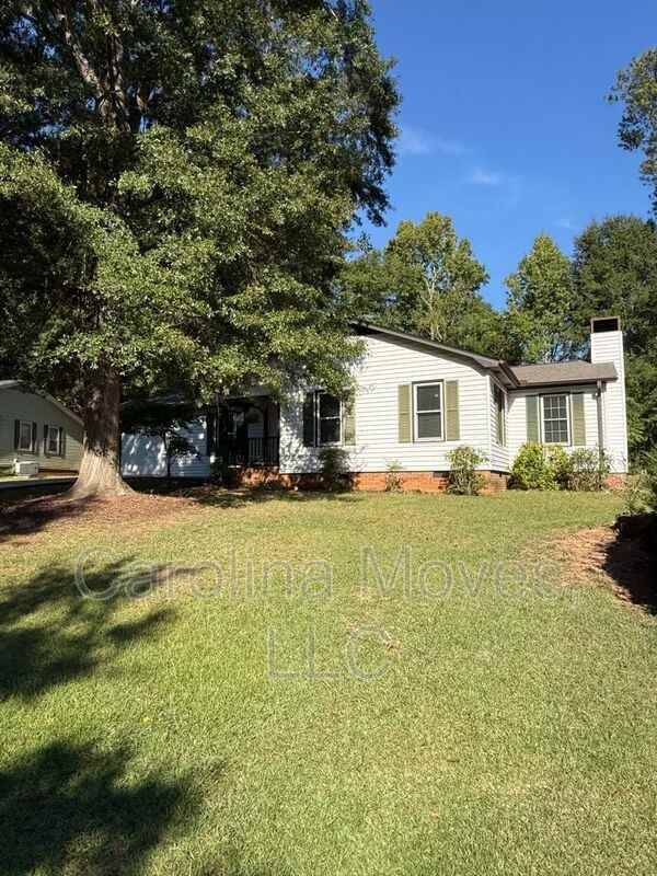 204 Chickamauga Ln - Photo 2 of 26