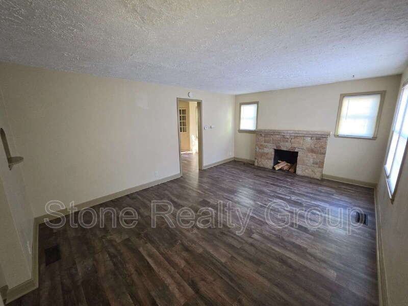 2811 Harrison Ave - Photo 5 of 24