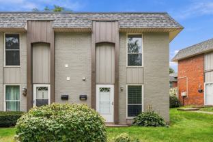 330 College Park Dr - Photo 1 of 1