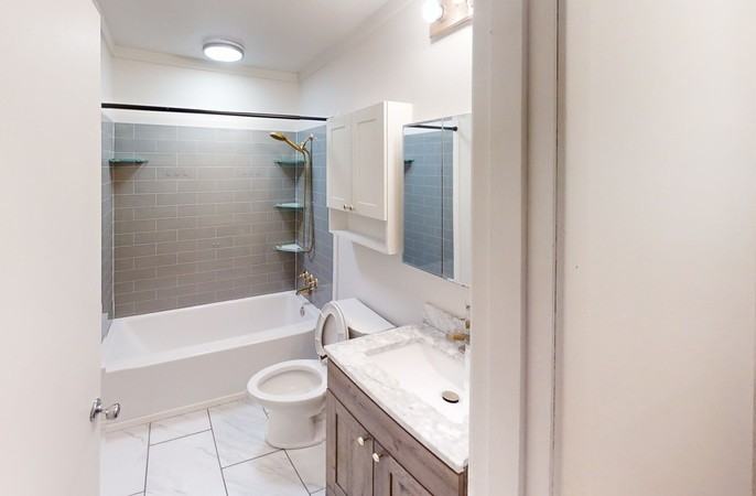 1446 Rosewood St - Photo 4 of 13