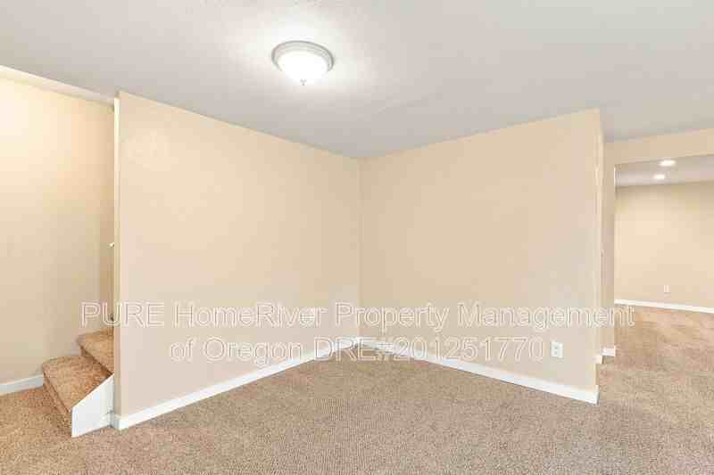 10806 Ne Prescott St #1 - Photo 5 of 22