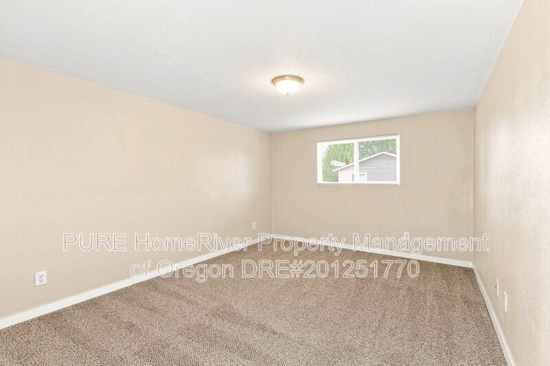 10806 Ne Prescott St #1 - Photo 6 of 22